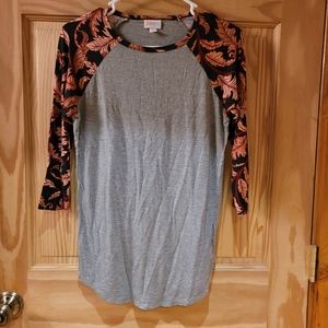LulaRoe 3/4 sleeve t-shirt size XS